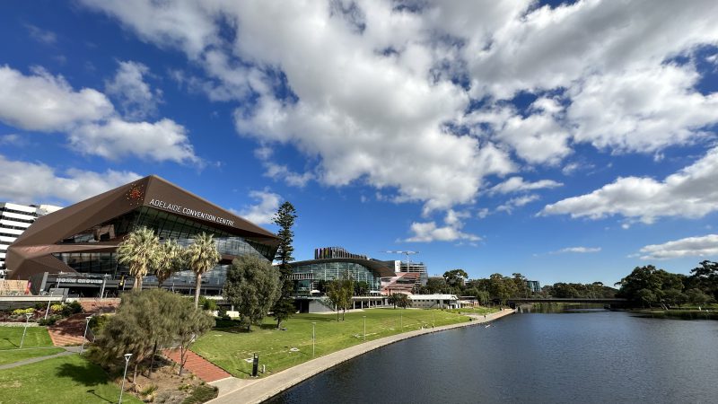 Top researchers gather in Adelaide to help Australia realise its potential to be a global leader in clean energy